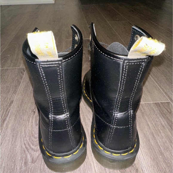 Dr. Martens (Doc Martens) 1460 Vegan Leather - Picture 4 of 5